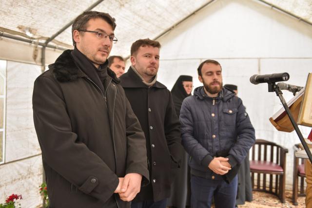 Hram la Mănăstirea Stavnic: „Singură credința în Hristos Domnul te așază statornic pe cale”