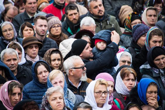Sfânta Parascheva și-a primit închinătorii de ziua ei