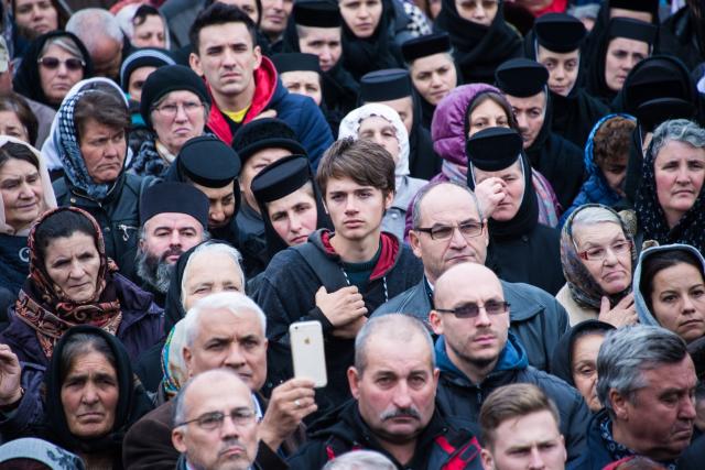 Sfânta Parascheva și-a primit închinătorii de ziua ei