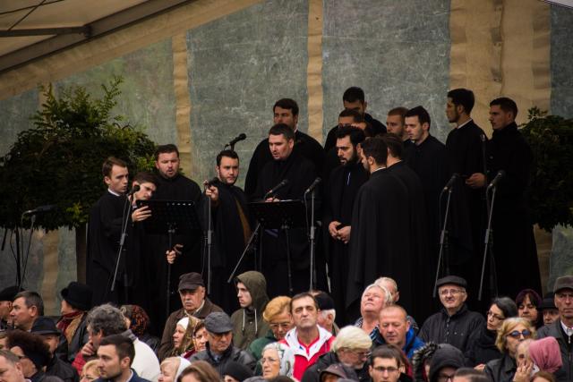 Sfânta Parascheva și-a primit închinătorii de ziua ei