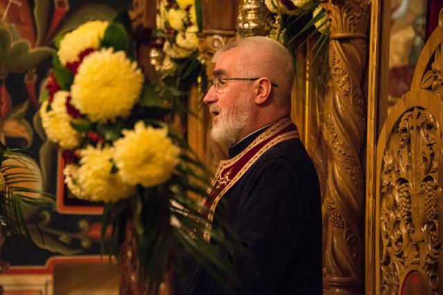 Sfântul Mare Mucenic Dimitrie a unit în rugăciune preoți și credincioși la Parohia Flora din Tătărași