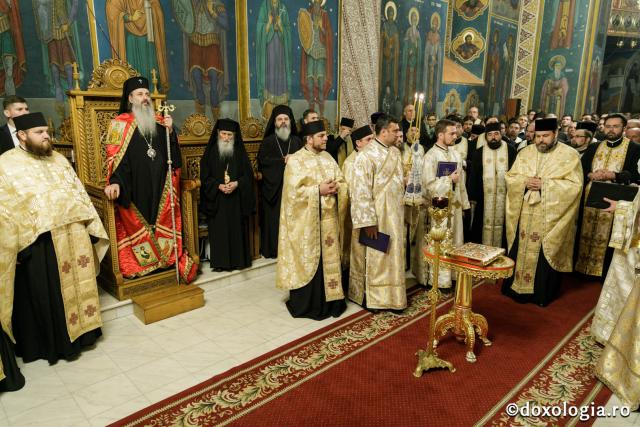 Întâmpinarea oficială a noului Episcop al Hușilor