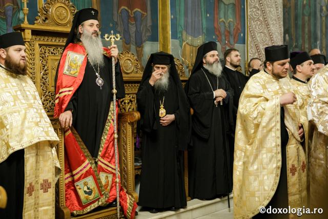 Întâmpinarea oficială a noului Episcop al Hușilor