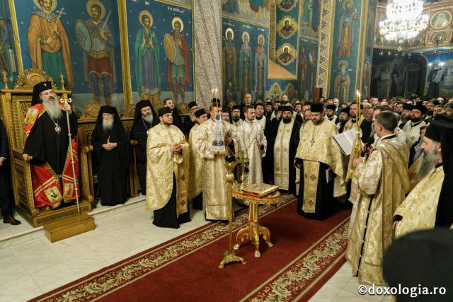 Întâmpinarea oficială a noului Episcop al Hușilor