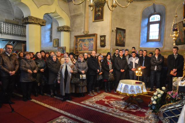 Fragment din moaștele Sfântului Teodor Tiron, dăruit Bisericii „Sfinții Teodori” din Iași