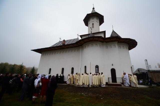 Biserica Parohiei Bobuleşti a fost sfinţită