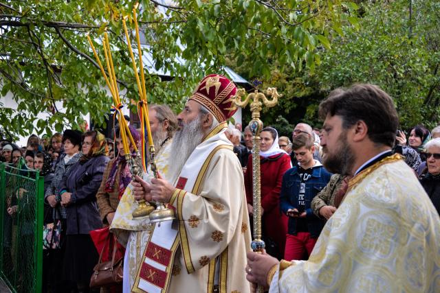 Resfințire de biserică la Drăgușeni: „Viața creștinului este o mucenicie de fiecare zi”