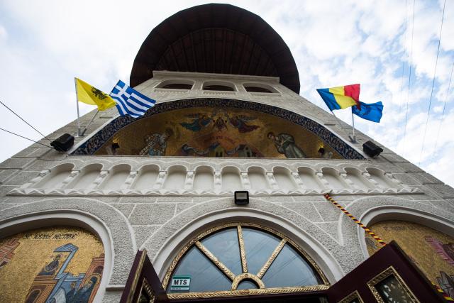 Sărbătoare istorică în cartierul ieșean Alexandru cel Bun: Biserica „Sfântul Ierarh Nectarie” a fost sfințită