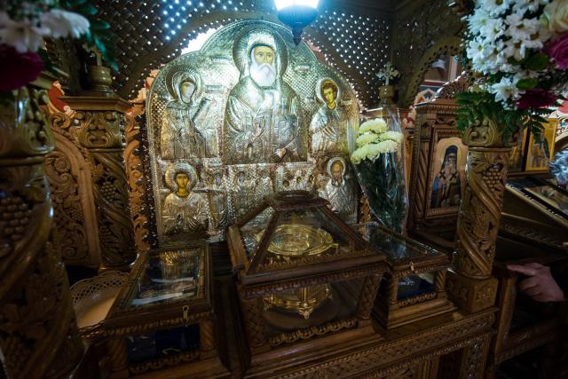 Sărbătoare istorică în cartierul ieșean Alexandru cel Bun: Biserica „Sfântul Ierarh Nectarie” a fost sfințită