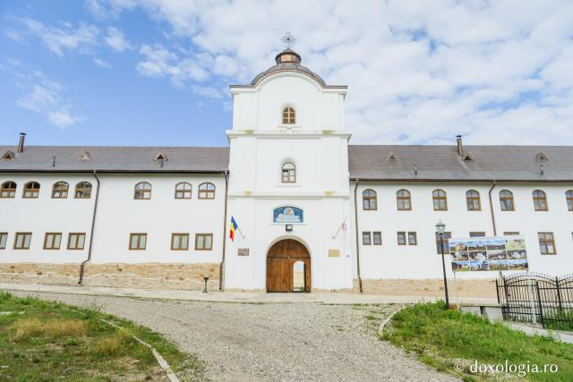 Mănăstirea Răchitoasa