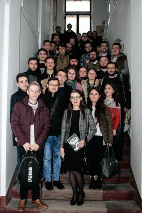 Curs atipic la Facultatea de Teologie din Iași: „Despre parenting sau ce facem să devenim părinţi mai buni sau mai răi”