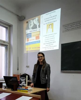 Curs atipic la Facultatea de Teologie din Iași: „Despre parenting sau ce facem să devenim părinţi mai buni sau mai răi”