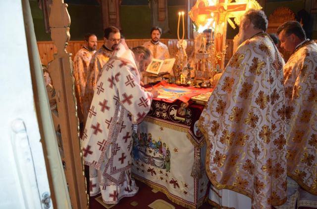 Sfânta Liturghie arhierească și ședință semestrială la Vaslui