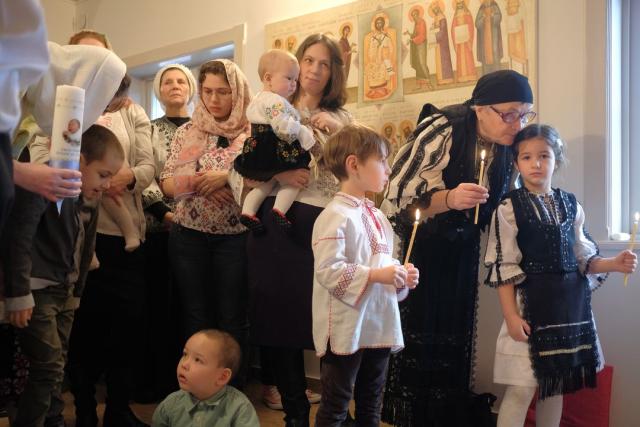 Trei ierarhi ortodocși români au slujit la Stockholm de sărbătoarea Sfântului Apostol Andrei