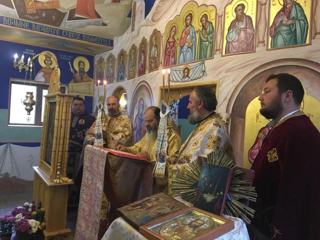 Sfânta Liturghie arhierească în parohia Dănești de Sfinții Arhangheli Mihail și Gavriil