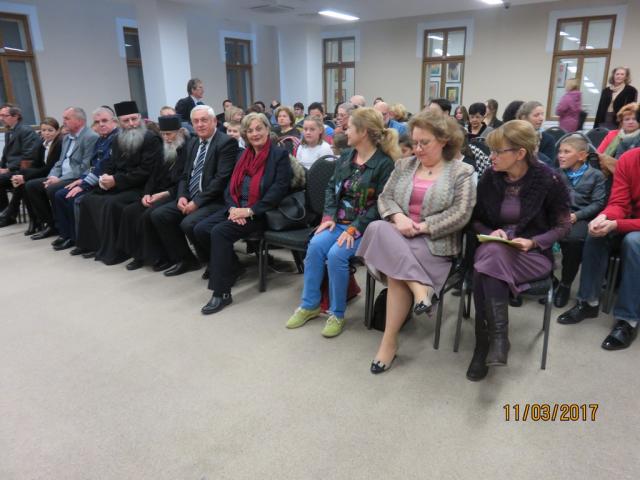 Expoziţie de pictură la Suceava