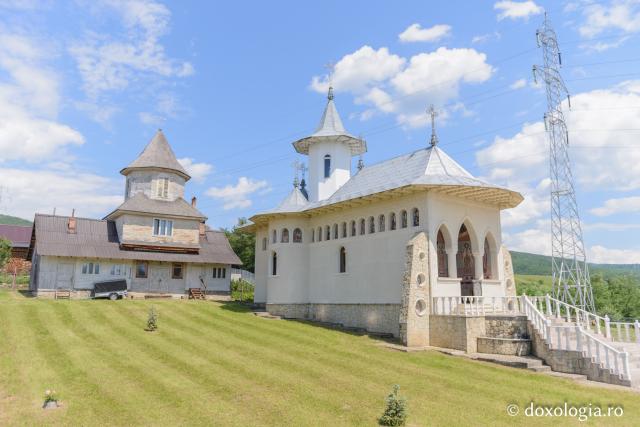 Mănăstirea Sfinților Împărați Constantin și Elena, Vermești
