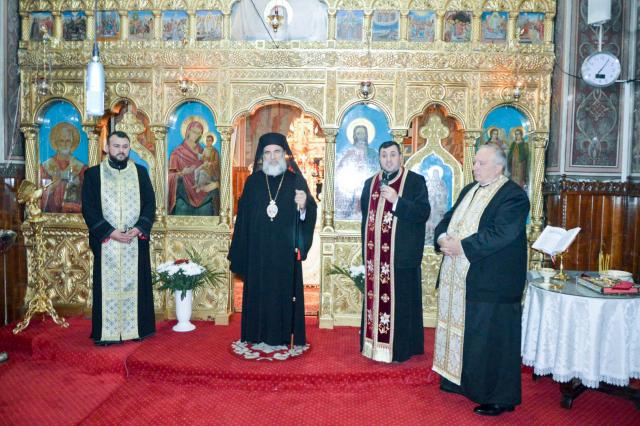 Manifestări religioase la Biserica „Sfinții Voievozi” - CFR din Bacău