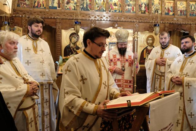Părintele Episcop Macarie: „Avem un singur suflet, avem o singură credință, avem un singur Botez și o singură mântuire”