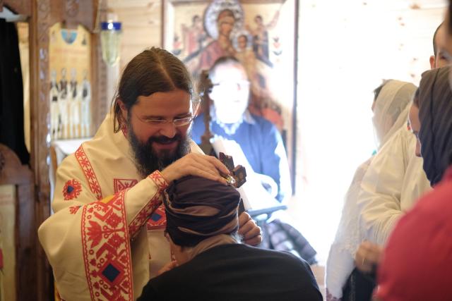 Părintele Episcop Macarie: „Avem un singur suflet, avem o singură credință, avem un singur Botez și o singură mântuire”