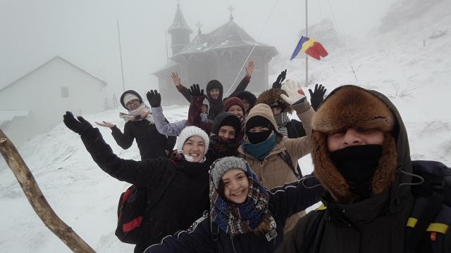 „Dialoguri studenţeşti”, la 1.750 de metri înălţime