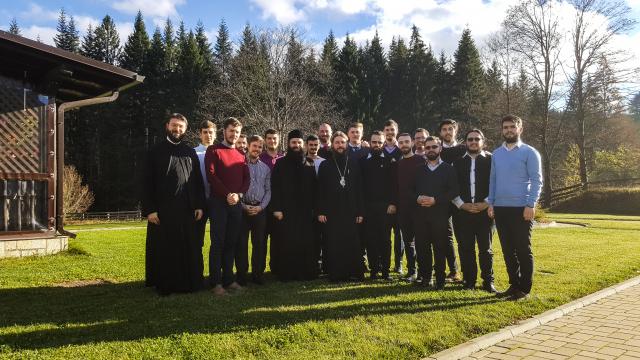 Experienţe de formare la mănăstirile din Bucovina pentru studenții din anul al II-lea al Masteratului „Misiune şi slujie pastorală”