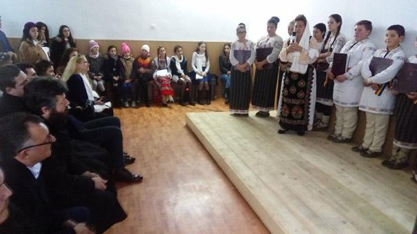 Misiune prin cântec şi pictură în comuna Şcheia