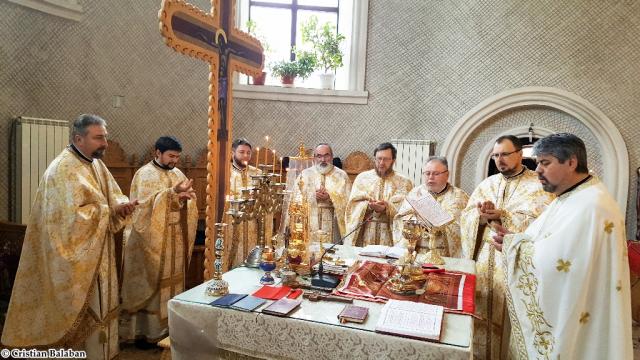 Bucurie şi comuniune în Parohia „Sfântul Nicolae“ din Moineşti