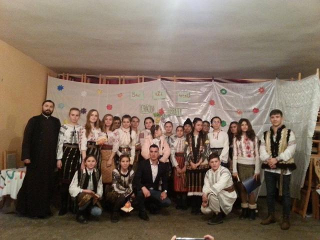 Eveniment organizat de membri ai Asociaţiei Tineretului Ortodox Român: „Bucură-te om bun“, la Humosu