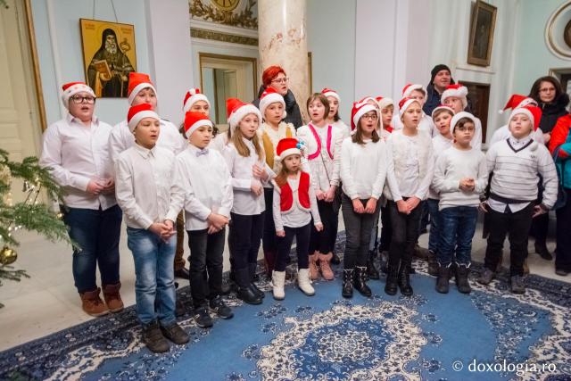 Colindători la Reședința Mitropolitană 2017 – Şcoala „Alexandru Vlahuţă” din Iaşi, clasa a IV-a