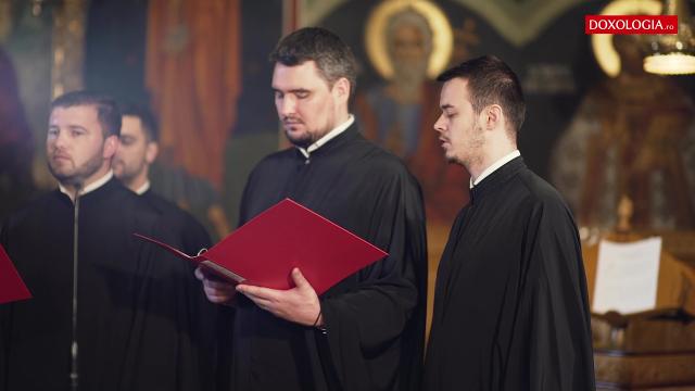 (Video) „Trei crai de la Răsărit” - Corul Chivotul