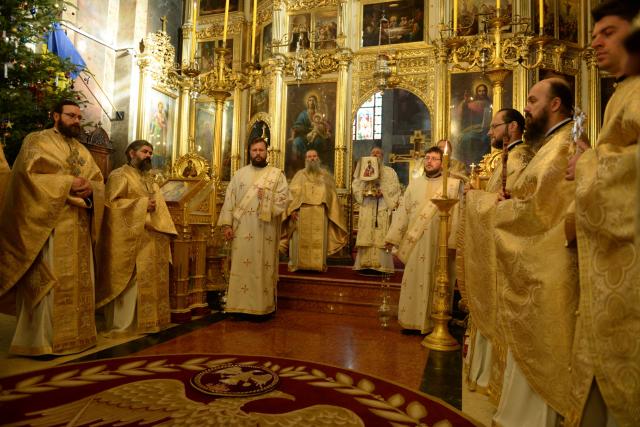 IPS Mitropolit Teofan: „Peştera Betleemului se defineşte prin simplitate, prin bunătate, prin onestitate, prin rugăciune”