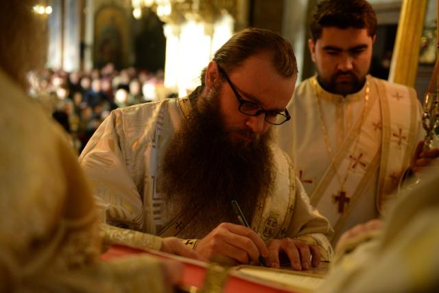 IPS Mitropolit Teofan: „Peştera Betleemului se defineşte prin simplitate, prin bunătate, prin onestitate, prin rugăciune”
