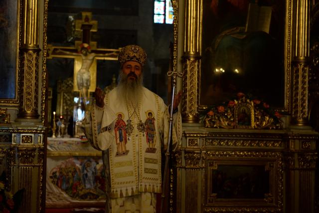 IPS Mitropolit Teofan: „Peştera Betleemului se defineşte prin simplitate, prin bunătate, prin onestitate, prin rugăciune”
