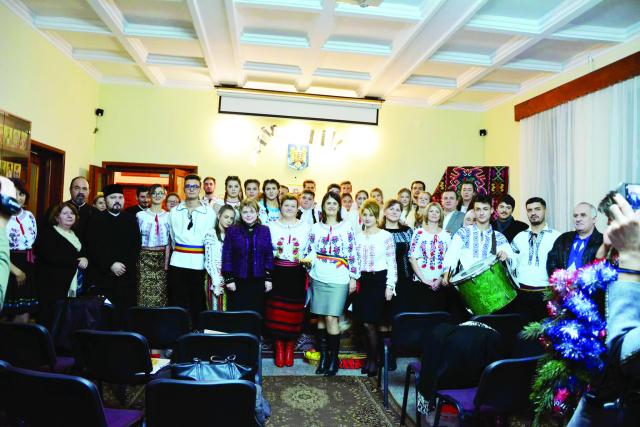 „Miracolul Crăciunului“ la Colegiul „Mihail Sadoveanu“ din Paşcani