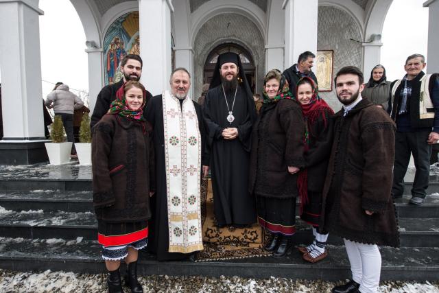 PS Damaschin Dorneanul, la Vicovu de Sus: „Biserica cea vie ține biserica de zid, nu invers”