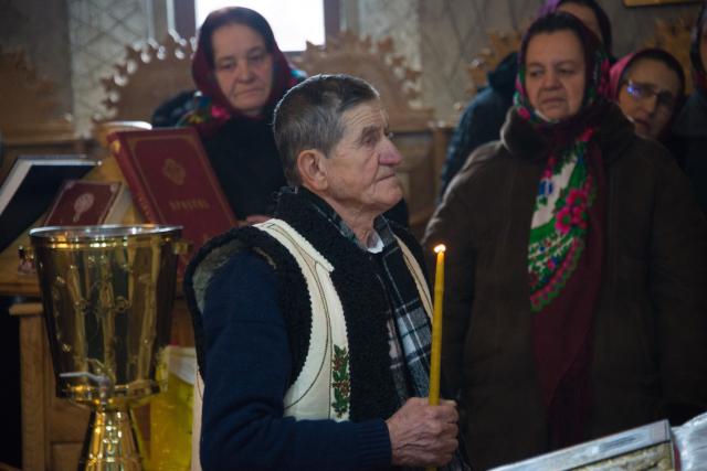 PS Damaschin Dorneanul, la Vicovu de Sus: „Biserica cea vie ține biserica de zid, nu invers”