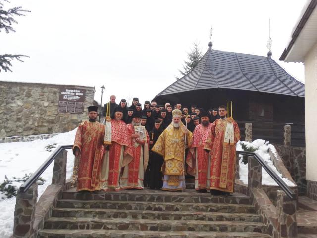 Liturghie arhierească la Mănăstirea Ciolpani