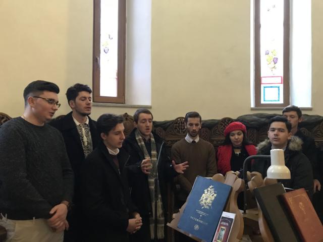 Activitate misionară a voluntarilor Colegiului „Sfântul Nicolae” în Parohia Oituz