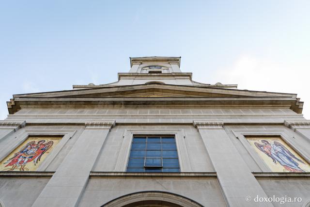 Biserica „Sfântul Arhanghel Mihail” – Catedrala Patriarhală a Serbiei