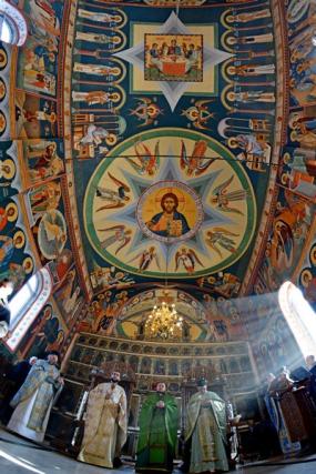 Biserica din Rediu şi-a cinstit ocrotitorul