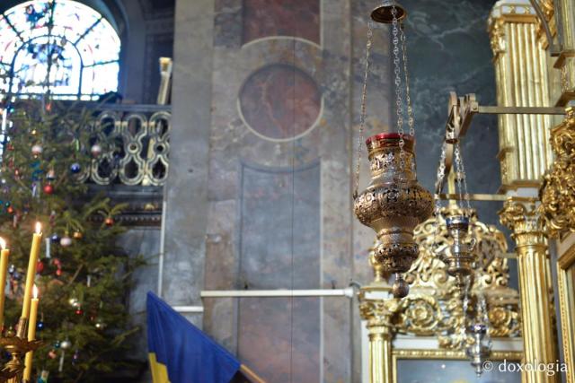 Prima zi a anului la Catedrala Mitropolitană din Iași: „Toate legămintele din Vechiul Testament erau aşteptări ale lui Dumnezeu ca omul să se întoarcă spre sine, spre Dumnezeu”