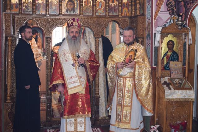Liturghie oficiată de IPS Mitropolit Teofan la Penitenciarul Botoșani: „Toți oamenii sunt iubiți de Dumnezeu”