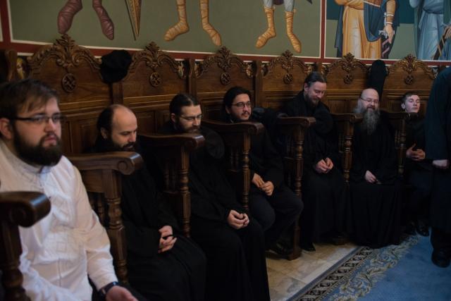 Hram la Sihăstria Putnei: „În momentul în care păcătuim, se face zid între noi și Dumnezeu”