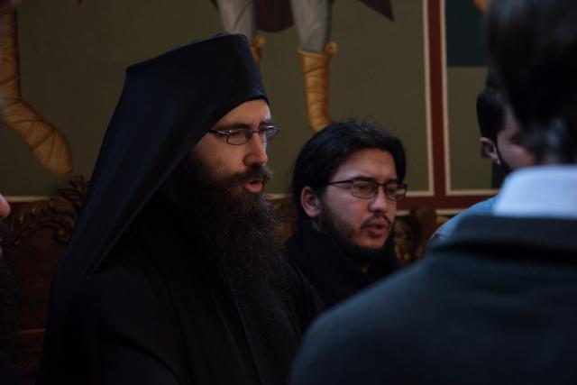 Hram la Sihăstria Putnei: „În momentul în care păcătuim, se face zid între noi și Dumnezeu”