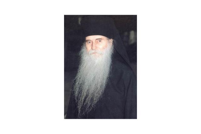 „Să fim sinceri cu lupta! Raiul nu se dobândeşte cu miorlăială, cu milogeală, ci cu eroism”