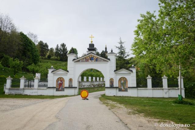 Mănăstirea Grgeteg din Serbia (galerie FOTO)
