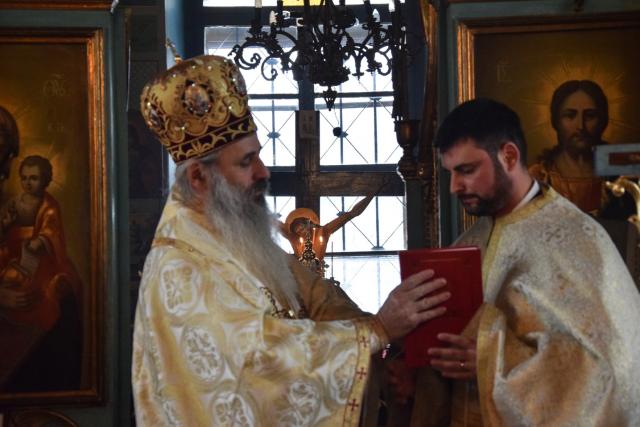 Liturghie săvârșită de IPS Mitropolit Teofan la Secția Pașcanu de la Spitalul Clinic de Pneumoftiziologie din Iaşi