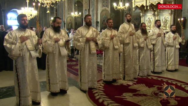 (Video) Sfânta Liturghie din cadrul Festivalului de Muzică Bizantină de la Iași - Catedrala Mitropolitană din Iași