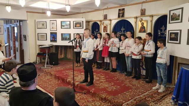 Simpozionul „Tinerii: un neam, o credinţă, o simţire“